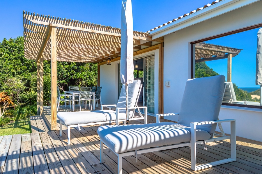 2 Bedroom Property for Sale in Keurboomstrand Western Cape